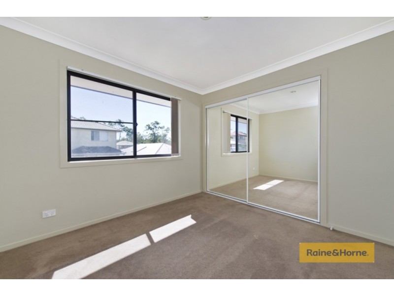 8 Heron Close, Coomera QLD 4209