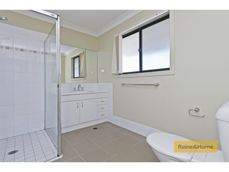 8 Heron Close, Coomera QLD 4209