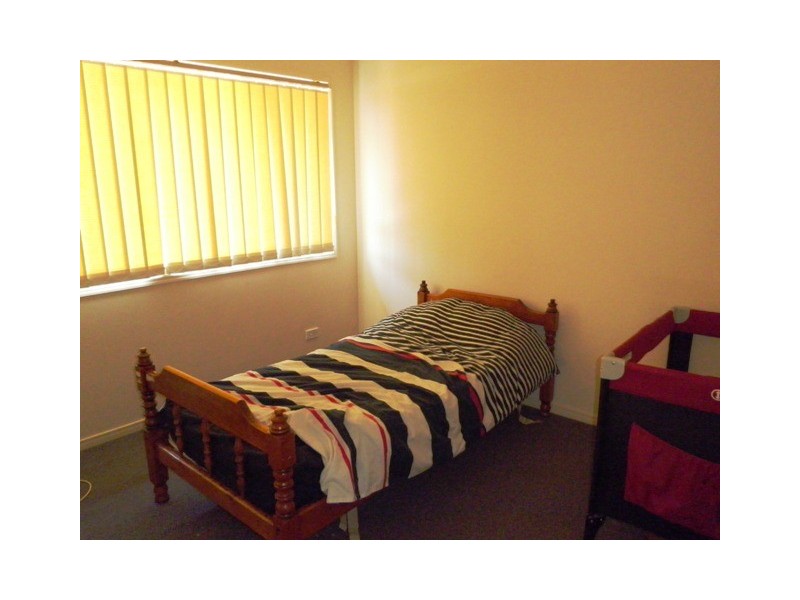 39/74 Universal Street, Pacific Pines QLD 4211