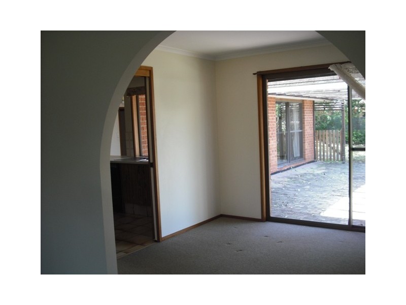 11 Tanunda Drive, Helensvale QLD 4212