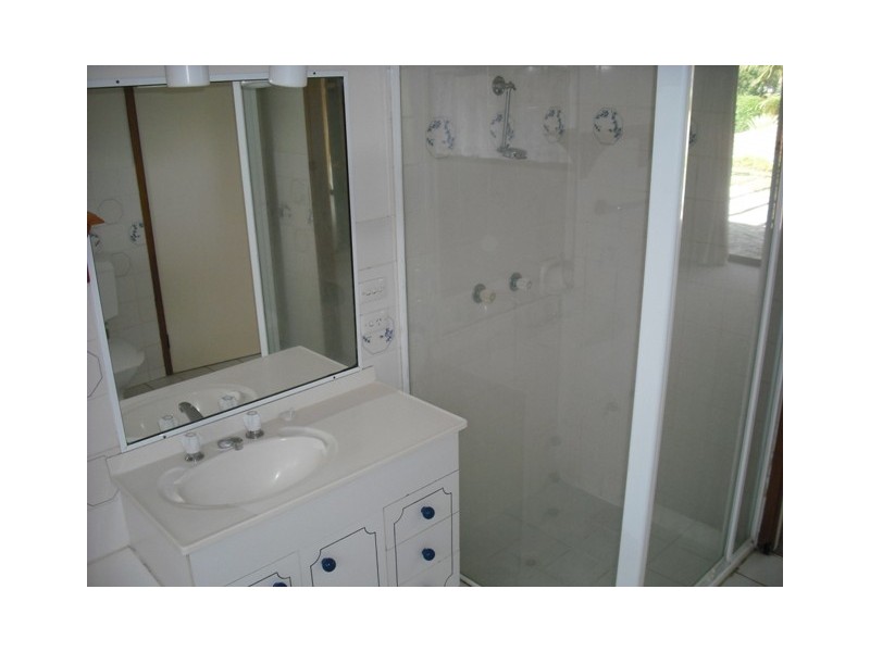 11 Tanunda Drive, Helensvale QLD 4212