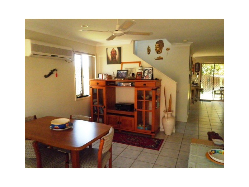 9/74 Universal Street, Pacific Pines QLD 4211