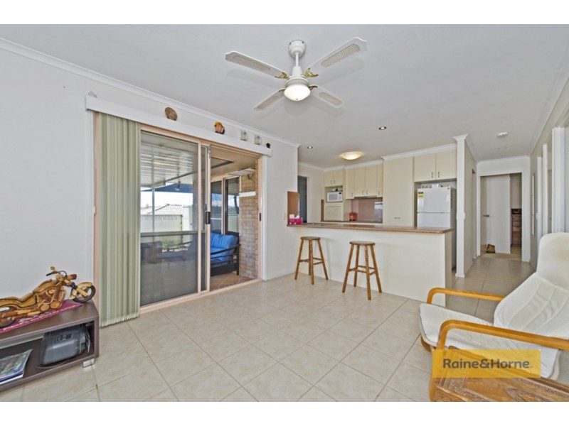 10 Broadway Drive, Oxenford QLD 4210