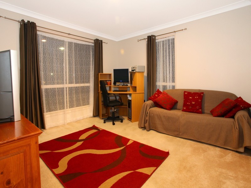 12 Rosswood Court, Helensvale QLD 4212