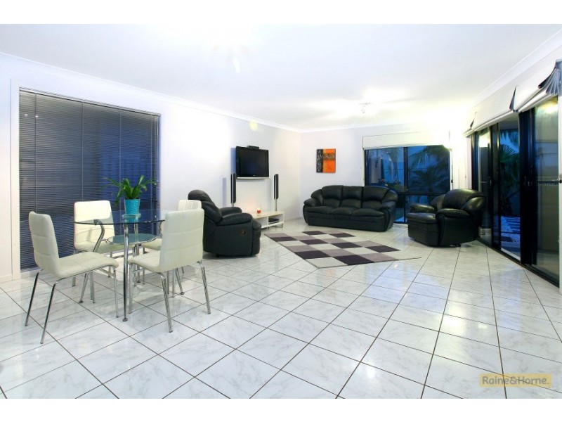 35 Oceanis Drive, Oxenford QLD 4210