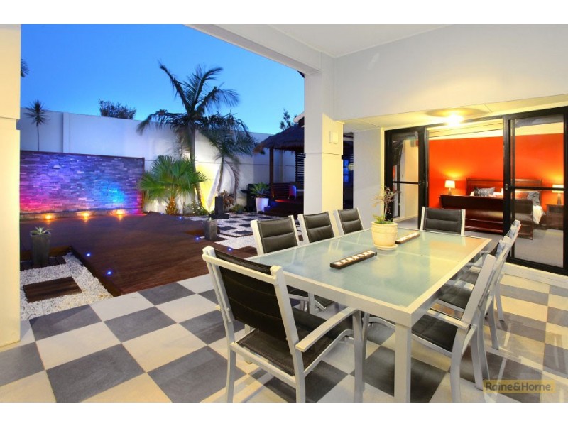 35 Oceanis Drive, Oxenford QLD 4210