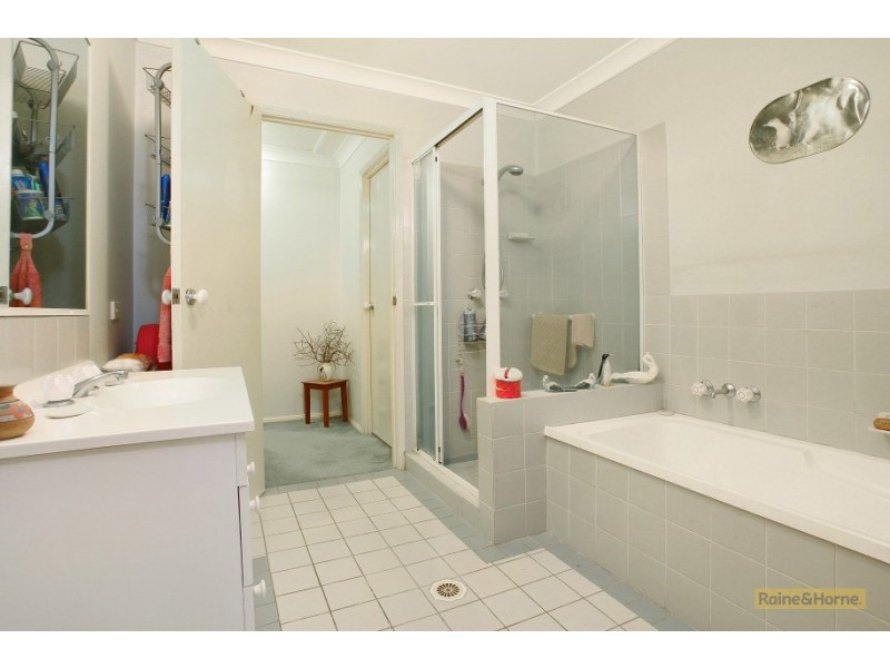 12/1 Doyalson Place, Helensvale QLD 4212