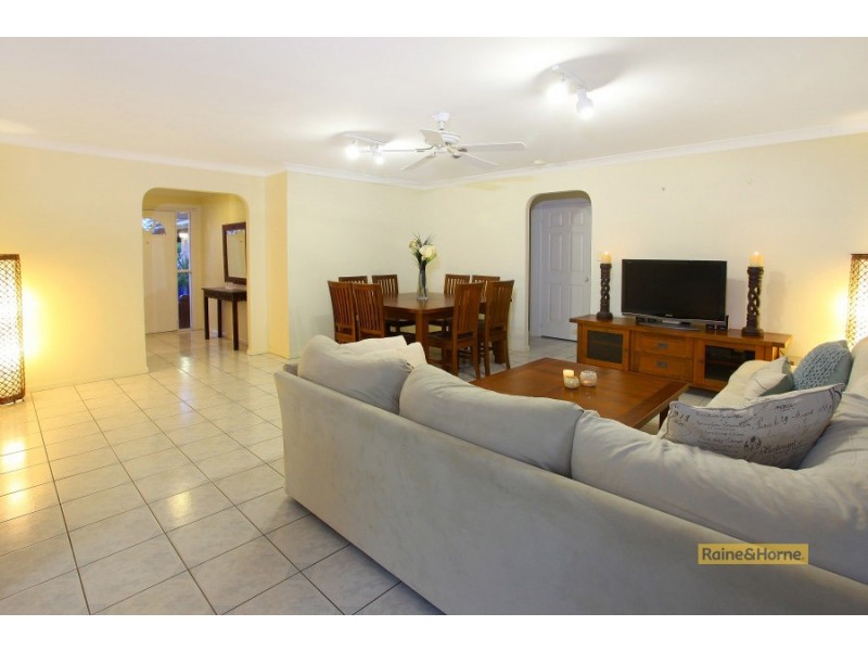 12 Erindale Court, Helensvale QLD 4212