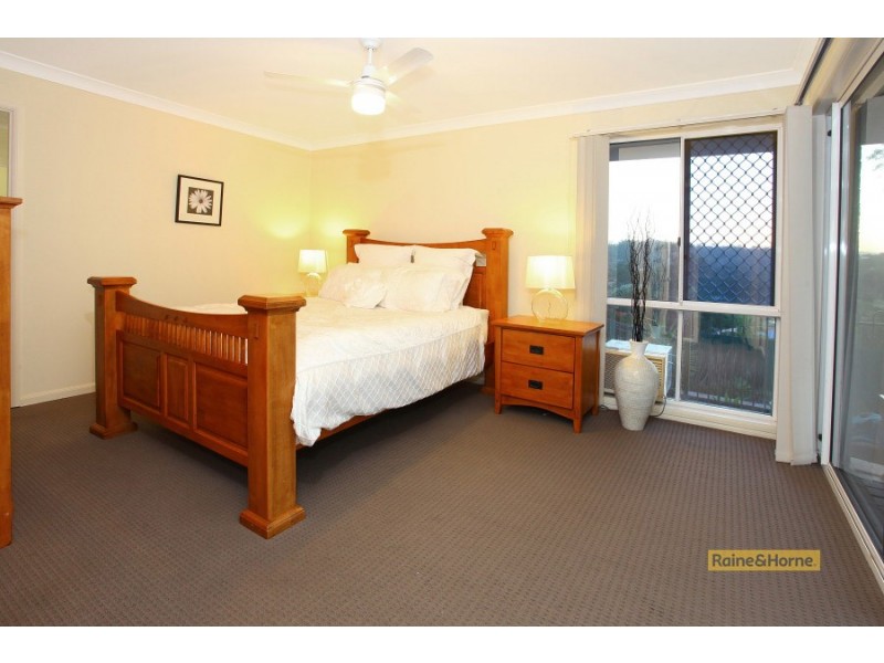 12 Erindale Court, Helensvale QLD 4212