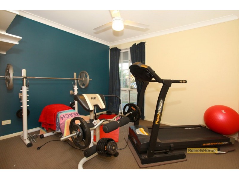 12 Erindale Court, Helensvale QLD 4212