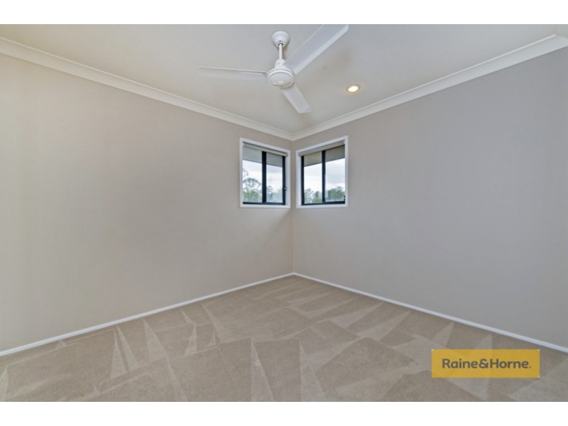 13 Vermont Street, Oxenford QLD 4210