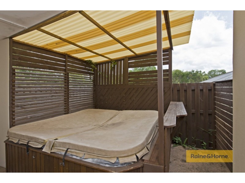 13 Vermont Street, Oxenford QLD 4210