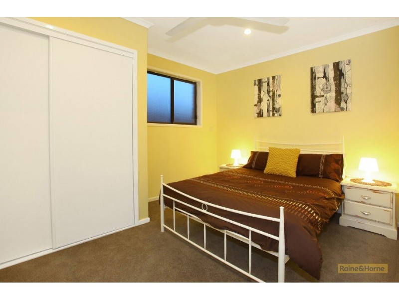 10 Erindale Court, Helensvale QLD 4212
