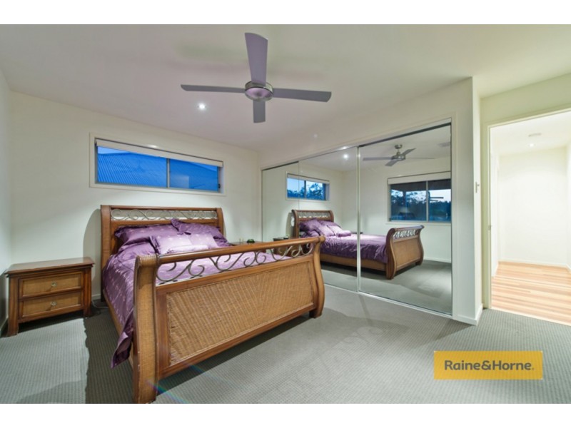 10 Berrimilla Lane, Coomera Waters QLD 4209