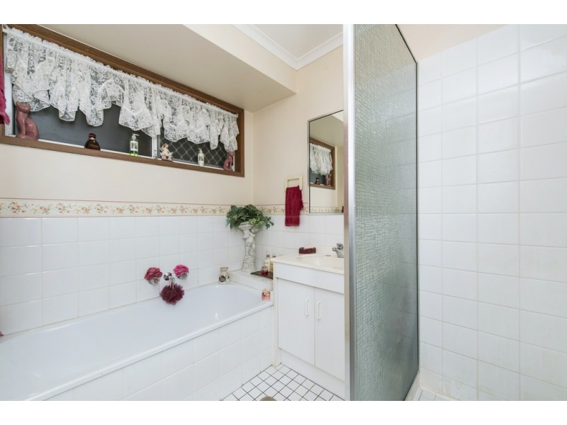 2/5 Columbia Court, Oxenford QLD 4210