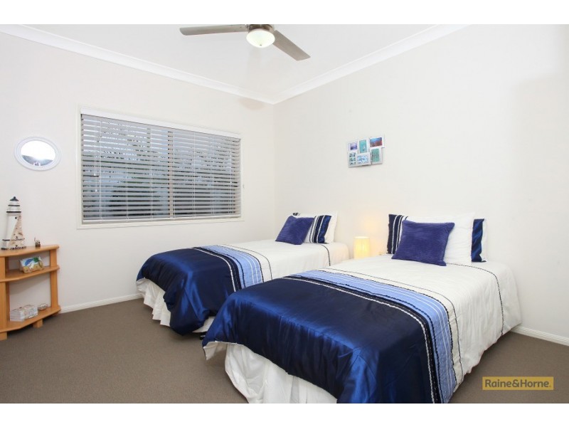 31 The Close, Helensvale QLD 4212