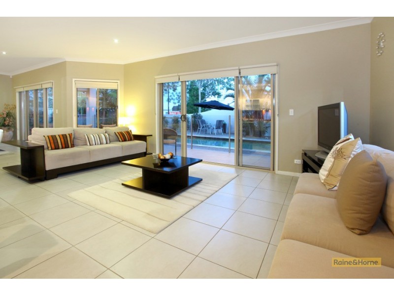 31 The Close, Helensvale QLD 4212