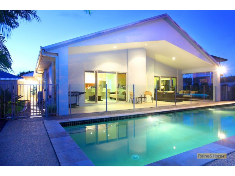 31 The Close, Helensvale QLD 4212