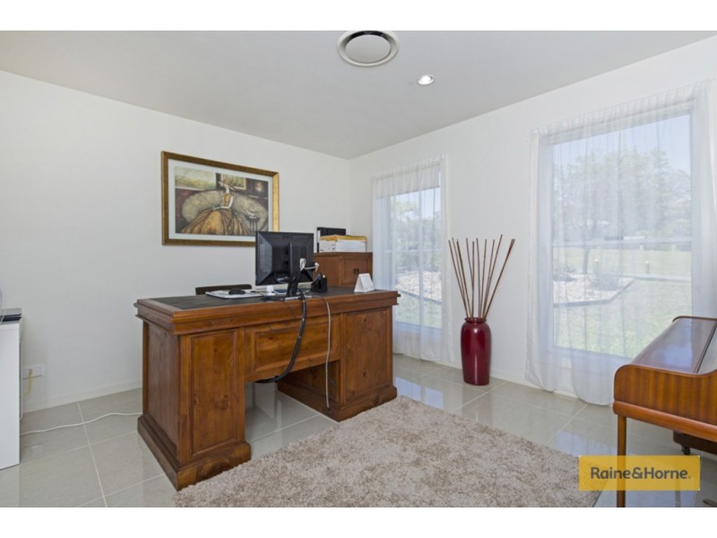 11 Katinka Circuit, Coomera Waters QLD 4209