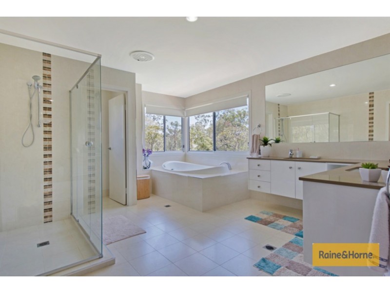 11 Katinka Circuit, Coomera Waters QLD 4209