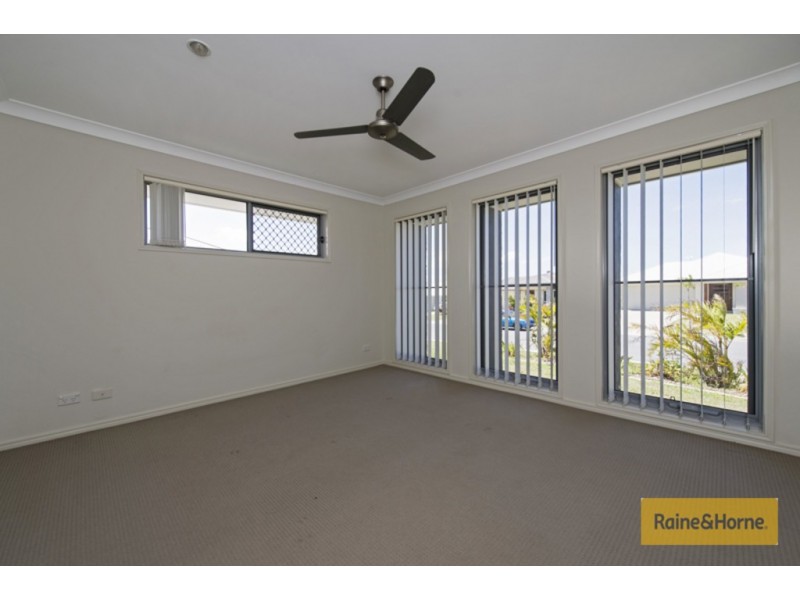 4 Severn St, Coomera QLD 4209