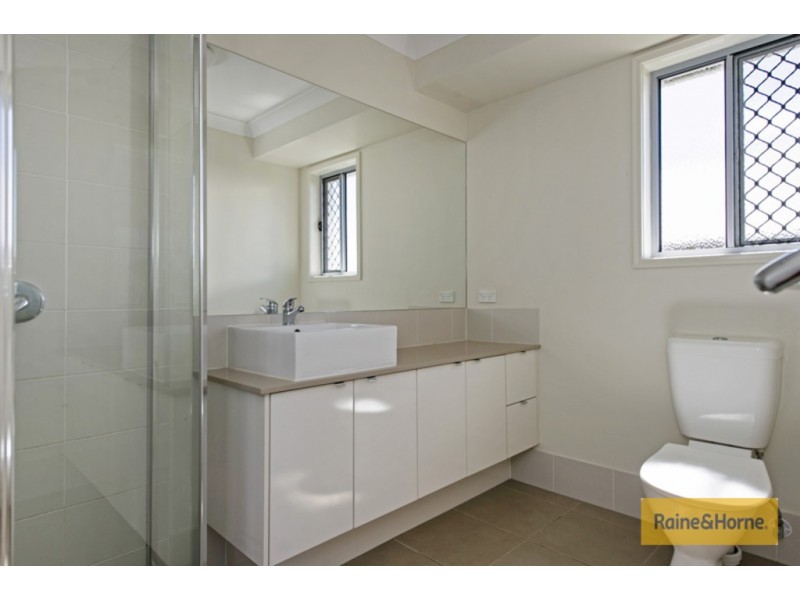 4 Severn St, Coomera QLD 4209