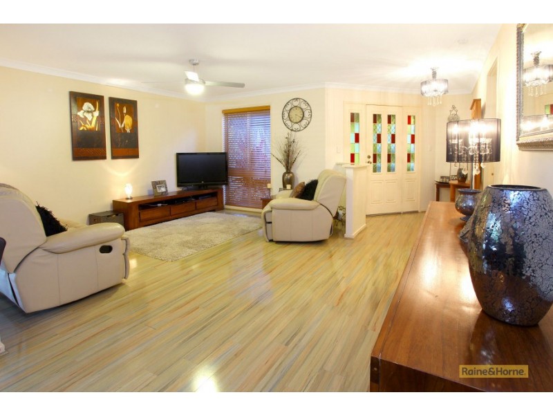 14 Boonah Court, Helensvale QLD 4212