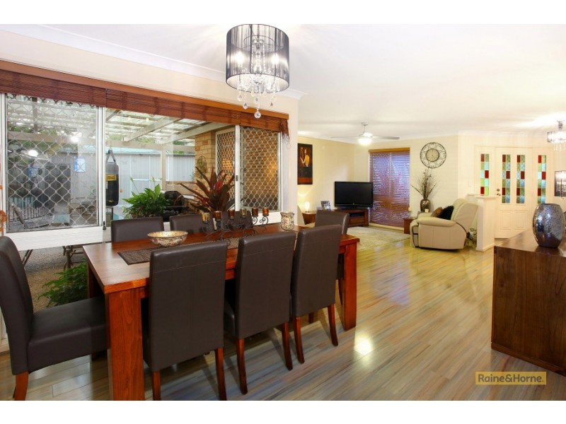 14 Boonah Court, Helensvale QLD 4212