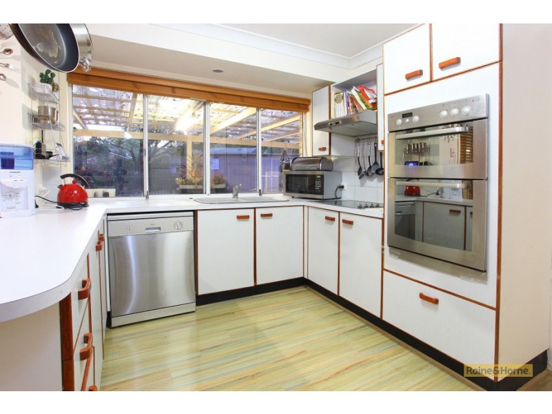 14 Boonah Court, Helensvale QLD 4212