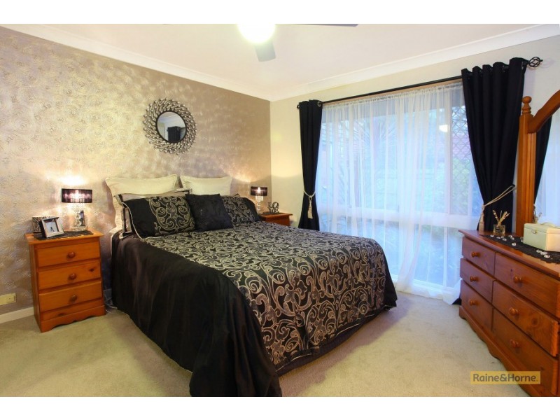 14 Boonah Court, Helensvale QLD 4212