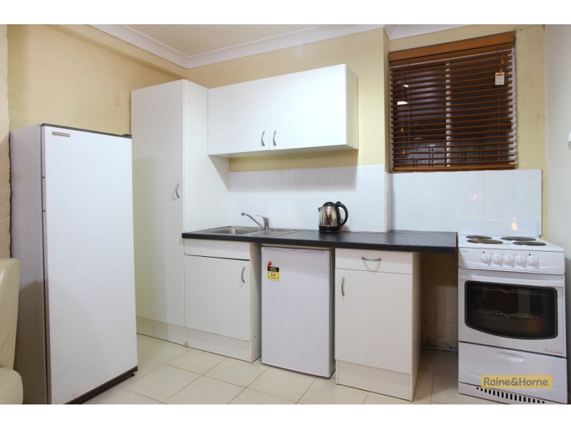 14 Boonah Court, Helensvale QLD 4212