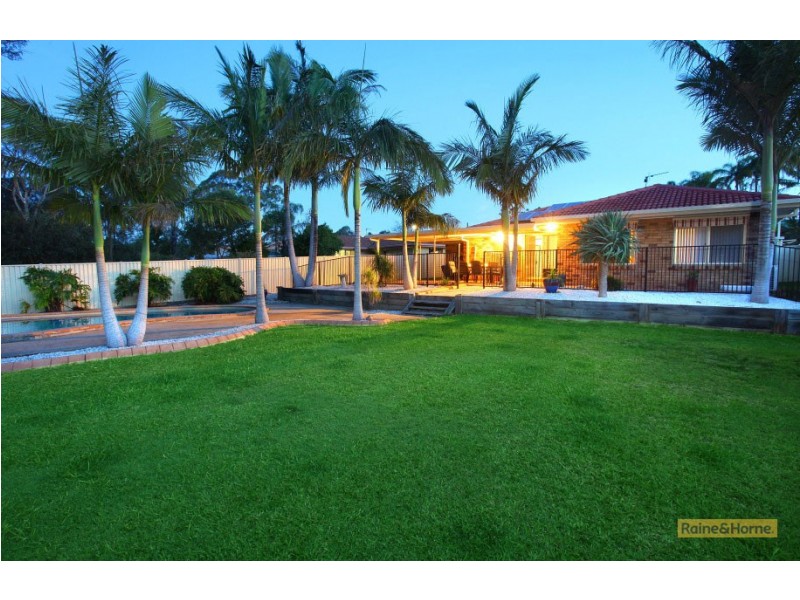 204 Mildura Drive, Helensvale QLD 4212