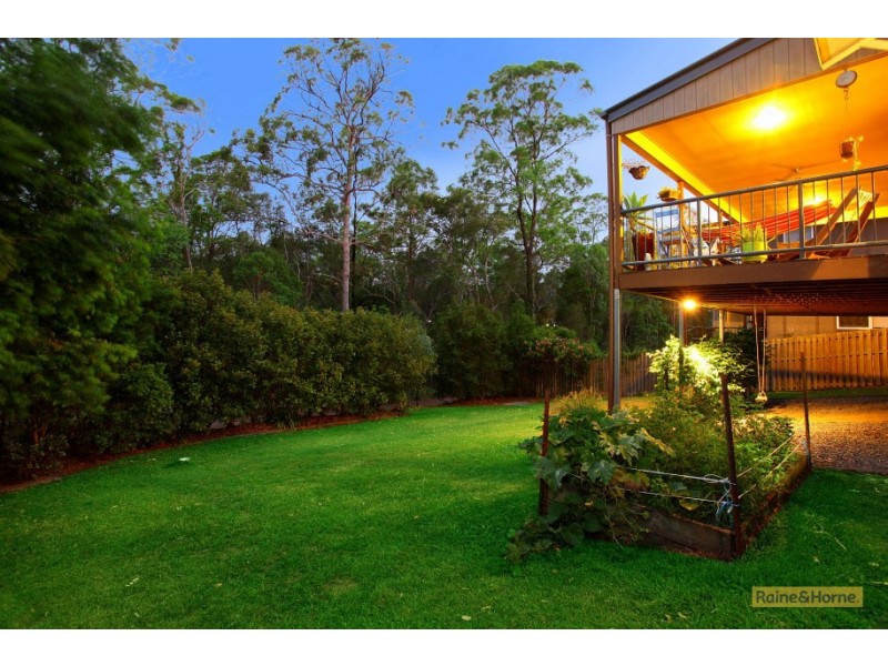 56 Cobb and Co Drive, Oxenford QLD 4210