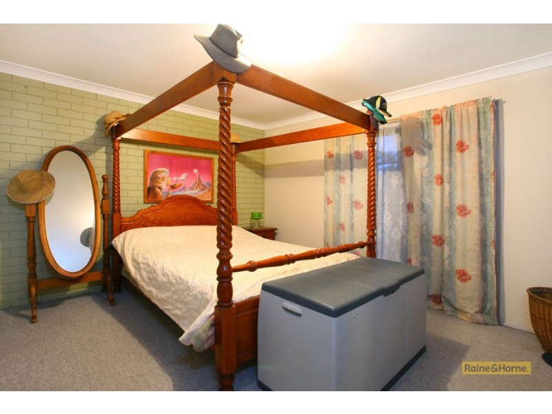 7 Wolvi Place, Helensvale QLD 4212