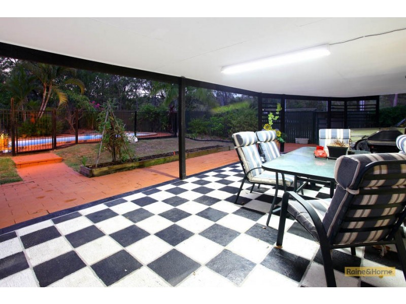 7 Wolvi Place, Helensvale QLD 4212