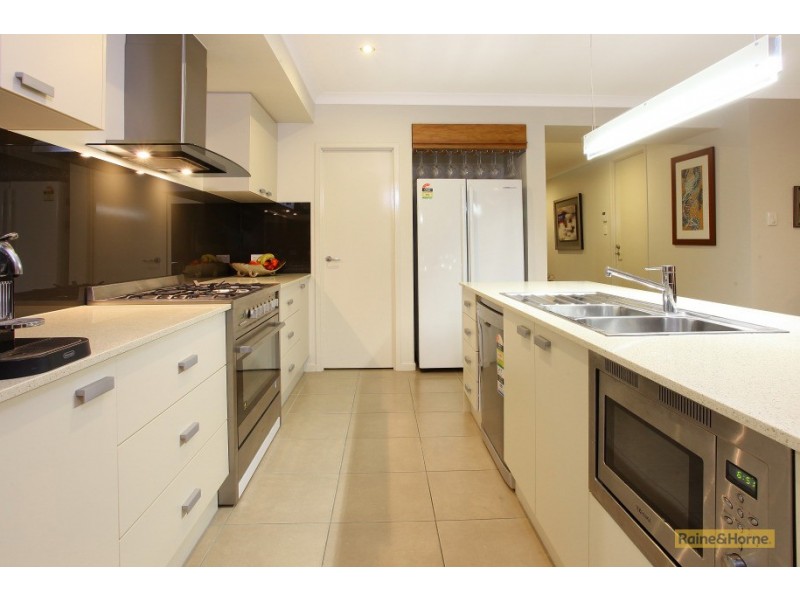 12 Kulki Way, Coomera QLD 4209