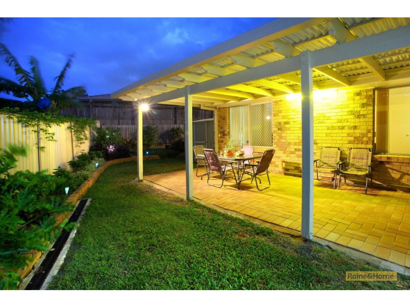 4 Maleny Place, Helensvale QLD 4212