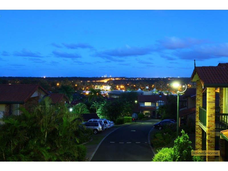 14/2 Doyalson Place, Helensvale QLD 4212