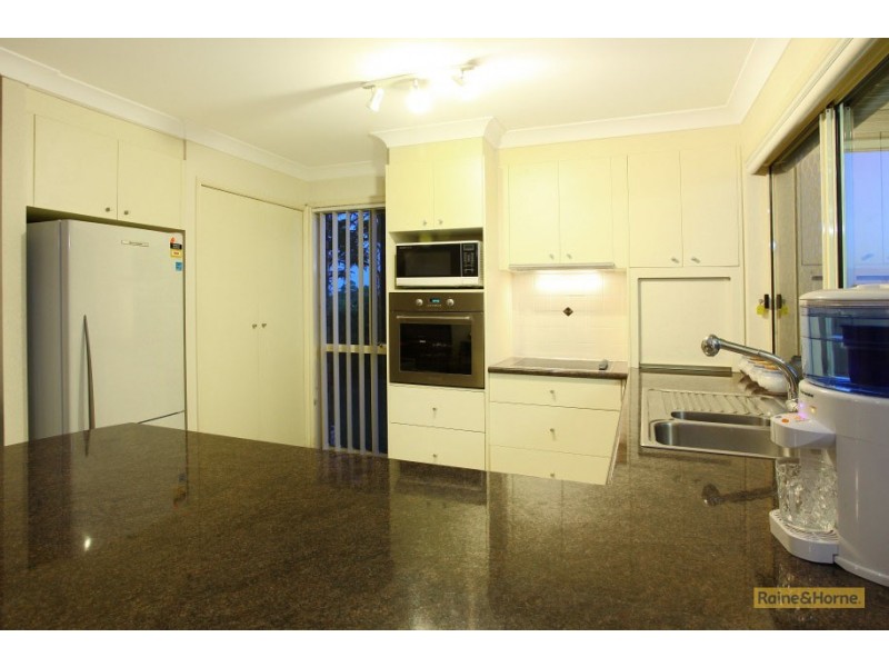 14/2 Doyalson Place, Helensvale QLD 4212