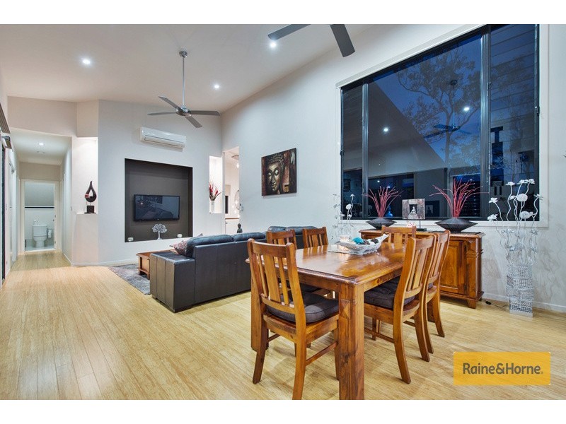 23 Chinaberry Crescent, Upper Coomera QLD 4209