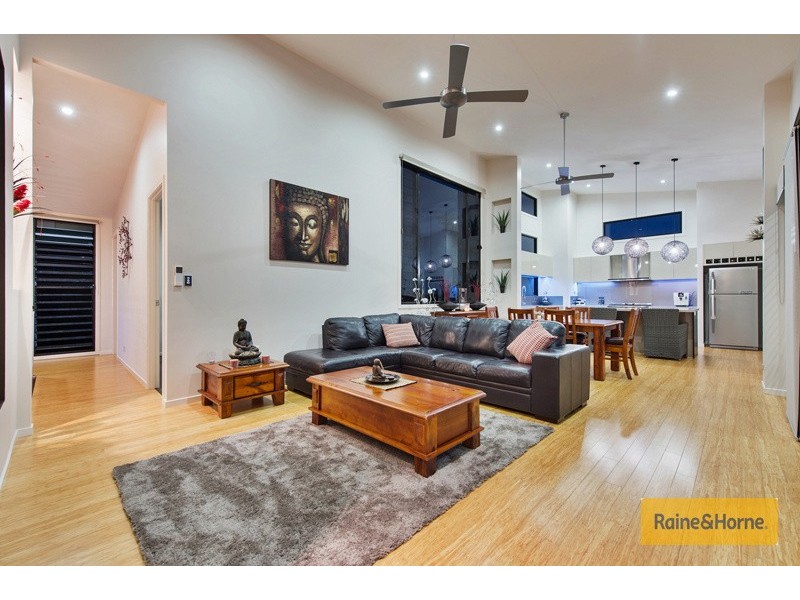 23 Chinaberry Crescent, Upper Coomera QLD 4209