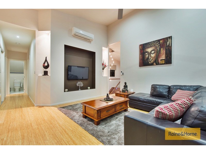 23 Chinaberry Crescent, Upper Coomera QLD 4209