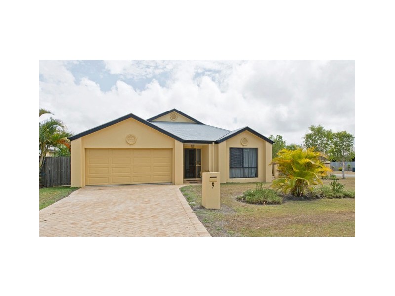 7 Slipstream Road, Coomera Waters QLD 4209