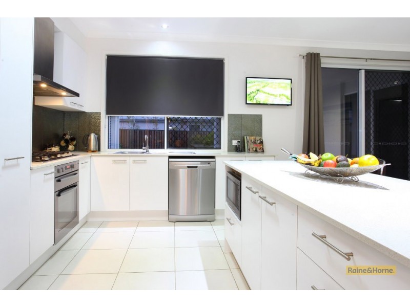 12 Skandia Terrace, Coomera Waters QLD 4209