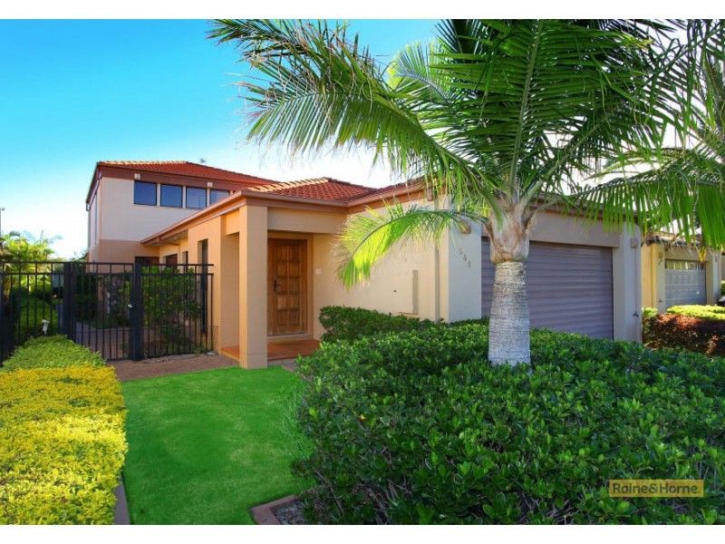 541 Oyster Cove Promenade, Helensvale QLD 4212