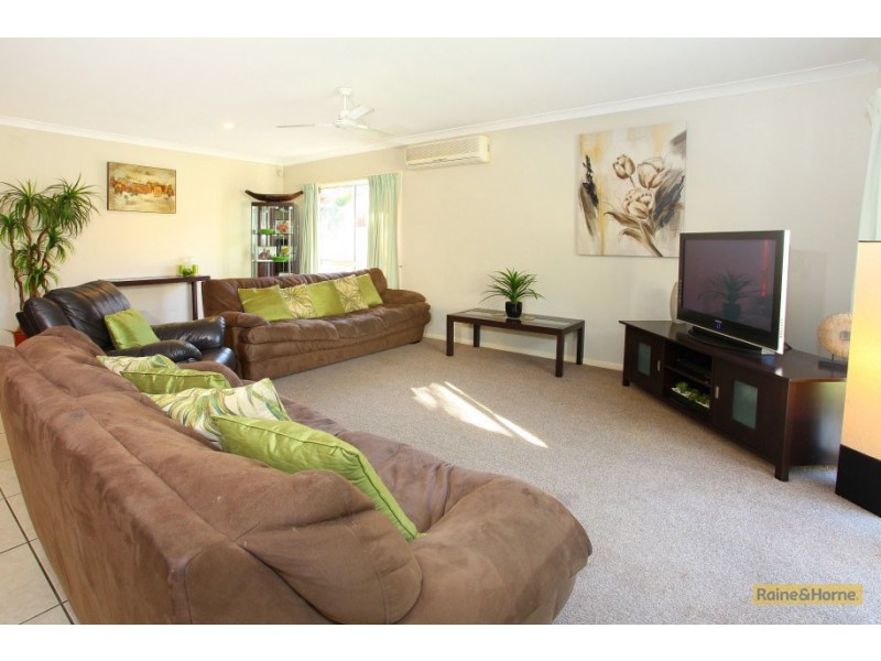 31 Ken Crescent, Helensvale QLD 4212