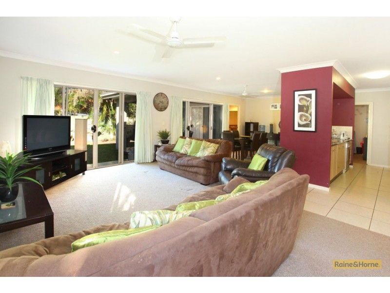 31 Ken Crescent, Helensvale QLD 4212