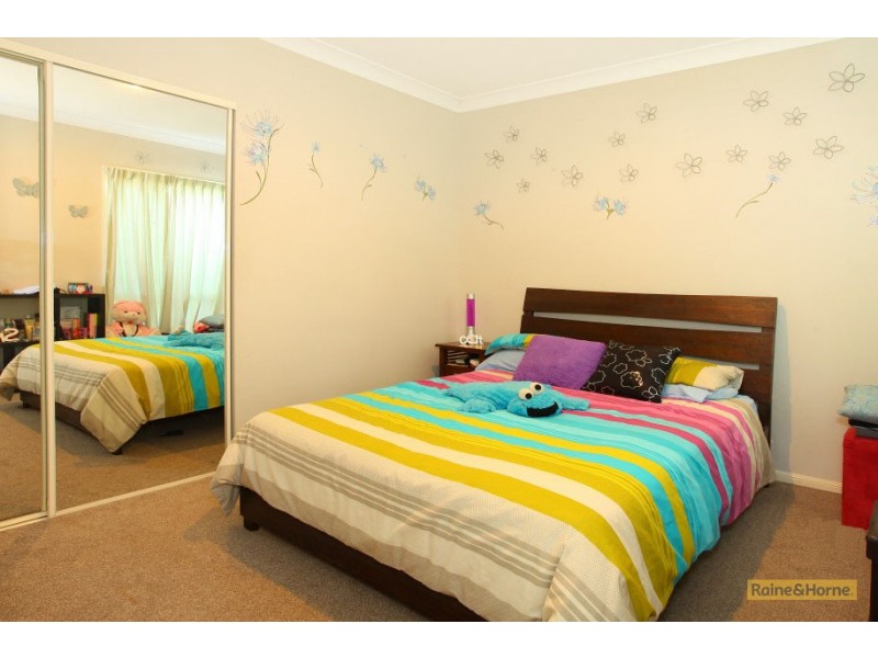 31 Ken Crescent, Helensvale QLD 4212