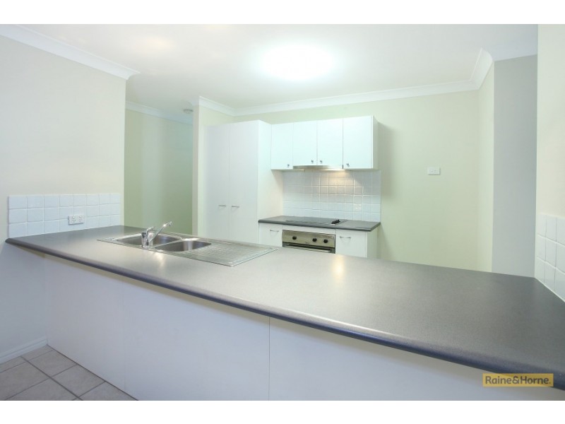 11 Barrs Avenue, Oxenford QLD 4210