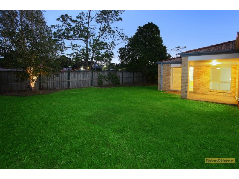 11 Barrs Avenue, Oxenford QLD 4210